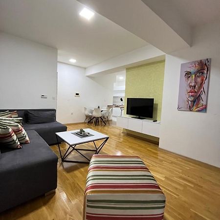 Skopje Centar Margarita Luxury Aprtment Διαμέρισμα Εξωτερικό φωτογραφία